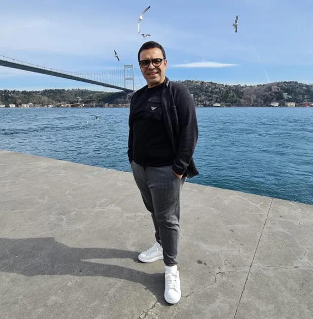 Ünlü sunucu Okan Karacan'a soğuk duş! Cinsel taciz iddiaları sonrası özel görüntü şoku yaşamıştı! Kaldırmaya çalışınca...-2