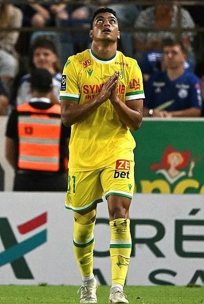 dunya-futbolu-manchester-city-formasiyla-5-macta-9-gole-ulasan-erling-haalandi-konusuyor-spor-haberleri-1662077526287.jpeg Dünya futbolu Manchester City formasıyla 5 maçta 9 gole ulaşan Erling Haaland’ı konuşuyor! | Spor haberleri-6