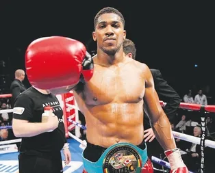 İslamofobiye karşı tek yumruk