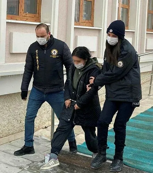 aksam-itekledigi-annesini-sabah-olu-buldu-basinda-kan-vardi-ve-1643554828054.jpeg Akşam iteklediği annesini sabah ölü buldu! "Başında kan vardı ve..."-4