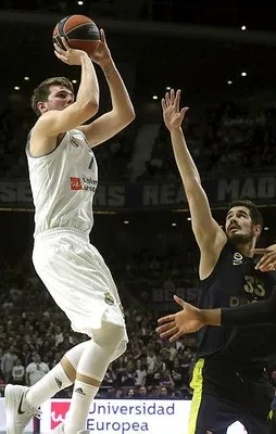 Fenerbahçe rövanşı aldı!