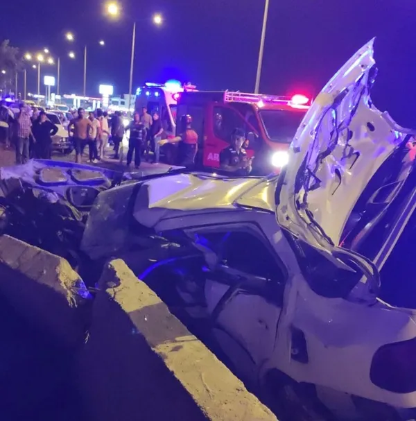 osmaniyede-otomobil-karsi-seride-gecip-duvara-carpti-2-olu-1687662806763.jpg Osmaniye'de otomobil karşı şeride geçip duvara çarptı: 2 ölü-3