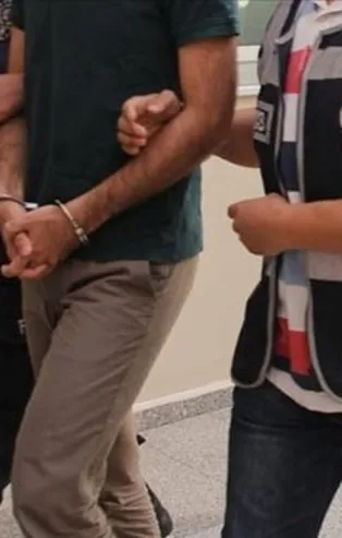 8 ilde eş zamanlı FETÖ operasyonu