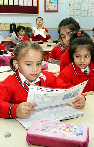 15 tatil ne zaman? Sömestr ne zaman başlıyor? 2018 2019 yarıyıl tatili için geri sayım...