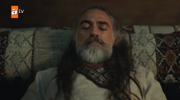 batugadan-akkizi-sasirtan-cikis-destan-5-bolum-fragmani-nefes-kesti-1639517674696.jpg