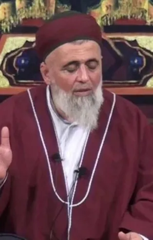 Oda TV çocuk istismarcısı Fatih Nurullah'ı 4 senedir "Uşşaki Tarikatı Lideri Fatih Nurullah Efendi" diye pazarlamış