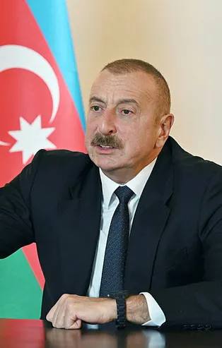 Azerbaycan Cumhurbaşkanı İlham Aliyev'den Rusya'ya sert çıkış: Türkiye olmadan bu mesele çözülemez!