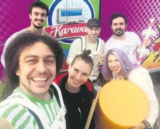 Karavan’da şenlik var
