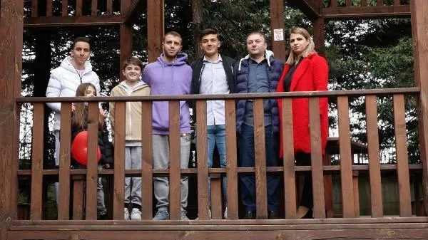 SON DAKİKA: Apple reklam yüzünü Trabzon'dan seçti! Liseli Mert'e ABD'den davet-7