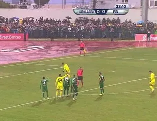 Deniz Türüç Panenka penaltısını böyle kaçırdı