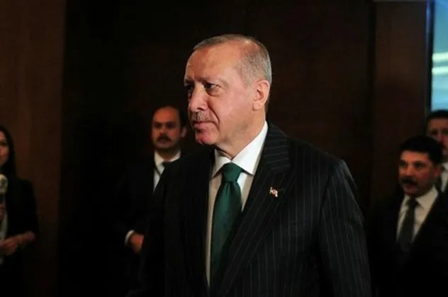 Erdoğan'dan 5 belediye başkanına ödül