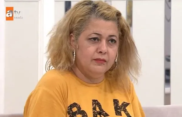 Esra Erol’da ilginç olay! “Karadeniz turuna çıkıyorum diye Esra Erol'a geldim” dedi 15 yaş küçük kocasıyla canlı yayında yüzleşti-2