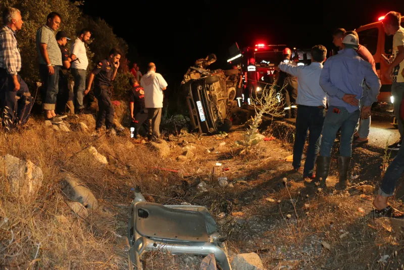 Son dakika: Aydın'da otomobil tırla çarpıştı: 2 ölü, 2 yaralı - 7