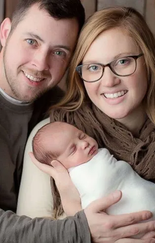 ABD'de şaşkına çeviren olay! Anne ile kızı arasında 2 yaş var