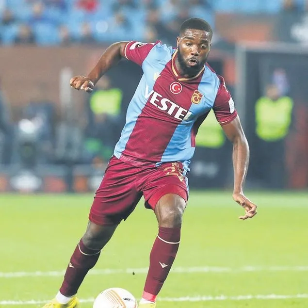 Trabzon’da sürpriz ayrılık