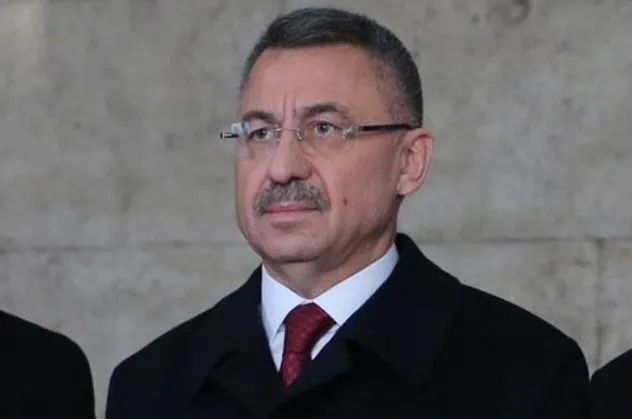 Fuat Oktay yaralı askerleri ziyaret etti