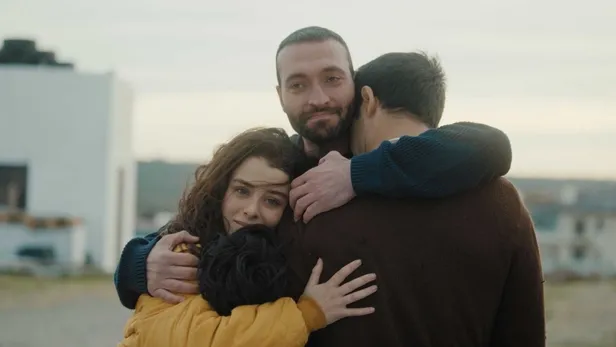 ates-kuslari-bu-aksam-var-mi-yok-mu-17-subat-2023-atv-yayin-akisi-atvnin-ates-kuslari-dizisi-yeni-bolumu-ne-za-1676642123992.jpg Ateş Kuşları bu akşam var mı, yok mu? 17 Şubat 2023 ATV yayın akışı! ATV'nin Ateş Kuşları dizisi yeni bölümü ne zaman, saat kaçta?-6