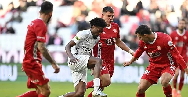 Antalyaspor, Kasımpaşa’yı 2-1 yendi!