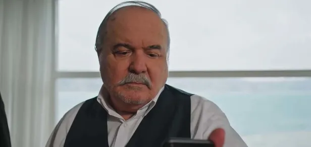 yali-capkininda-bebek-gercegi-herkes-hizmetci-sultanin-cocugu-sanmisti-meger-ferit-korhanin-2-1702558825726.jpg Yalı Çapkını'nda bebek gerçeği! Herkes hizmetçi Sultan'ın çocuğu sanmıştı! Meğer Ferit Korhan'ın 2...-2