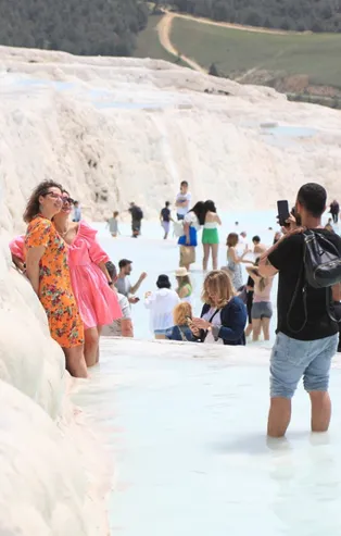 Pamukkale’de bayram bereketi
