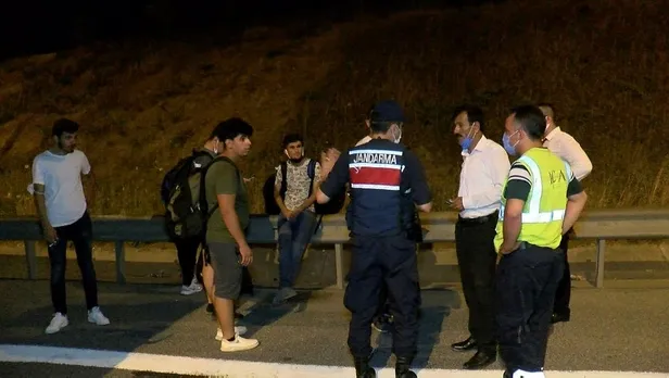 kuzey-marmara-otoyolunda-istac-kamyoneti-yolcu-otobusune-carpti-4-yarali-1626130291018.jpeg Kuzey Marmara Otoyolu'nda İSTAÇ kamyoneti yolcu otobüsüne çarptı: 4 yaralı-4