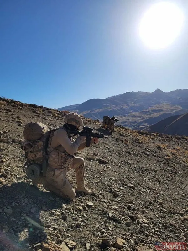 SON DAKİKA: Eren Abluka Sonbahar Kış-10 Şehit Uzman Jandarma Çavuş Mustafa Bozkurt operasyonu başladı! 460 personel katılıyor - 7