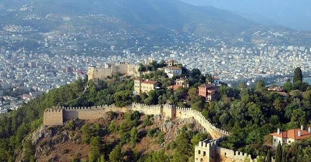 Antalya Alanya’da hisseli 27.502 metrekare tarla icradan satılık!