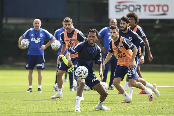 caykur-rizespor-fenerbahce-maci-hangi-kanalda-caykur-rizespor-fenerbahce-maci-saat-kacta-ne-zaman-1599724624009.jpg Çaykur Rizespor Fenerbahçe maçı hangi kanalda? Çaykur Rizespor Fenerbahçe maçı saat kaçta ne zaman?-4