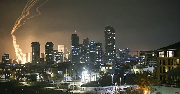 CANLI | İsrail’in saldırılarına İran’dan sert karşılık! Füzeler peş peşe ateşlendi Hamaney ulusa seslendi: Siyonist rejim sağ kurtulamayacak