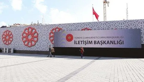 Son dakika: İletişim Başkanlığı Taksim'deki "Dijital Gösterim Merkezi"ni kaldıracak-1