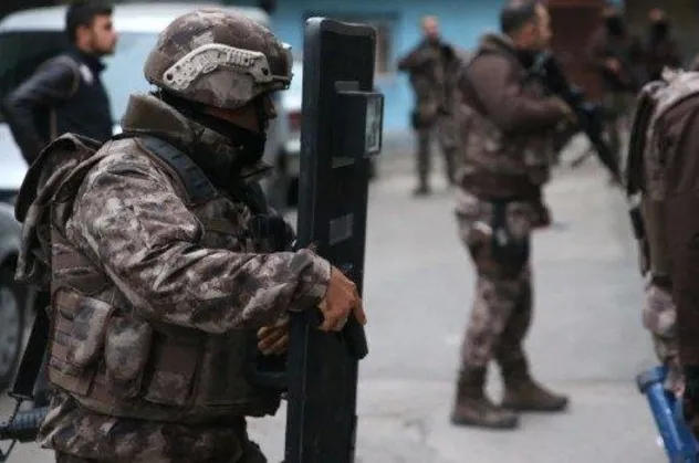 Son dakika: İstanbul'da terör örgütü PKK'ya yönelik operasyonda 6 gözaltı