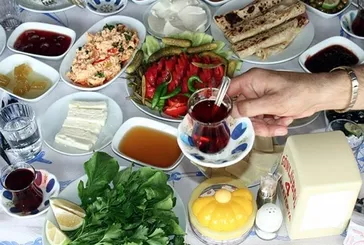 Ramazan ayında sağlıklı beslenme nasıl olmalı? Sağlık Bakanlığı listeyi paylaştı: Sahur öğünü atlanmamalıdır
