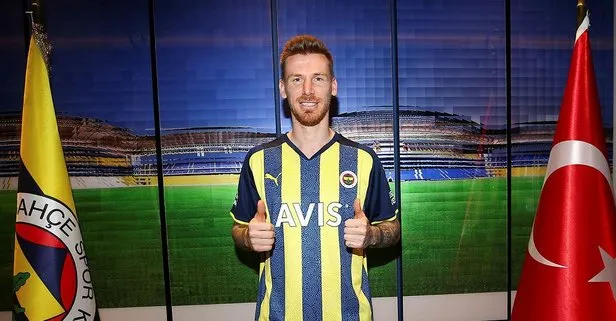 Fenerbahçe ara transfer döneminde kadrosuna kattığı Serdar Aziz’in sözleşmesini 3 yıl daha uzattı