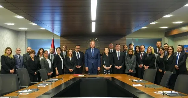 Tarihi eser kaçakçılığıyla kapsamlı mücadele! Bakan Ersoy'dan net mesaj... "İzini sürmeye devam edeceğiz"