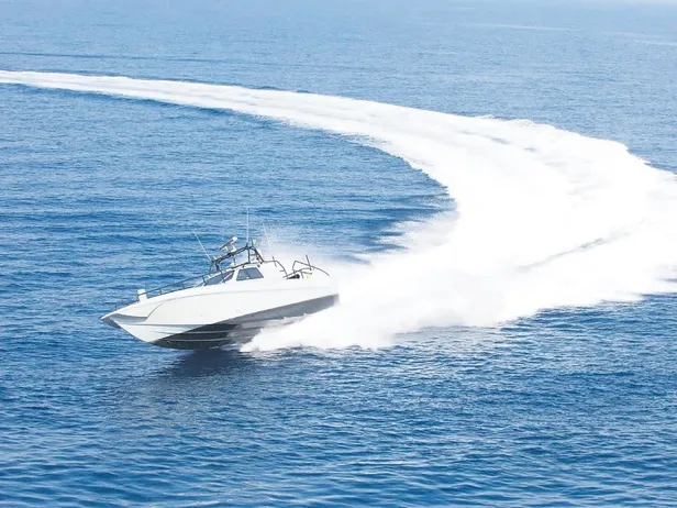 isadami-unal-pala-ve-esi-tekne-kazasi-sonucu-hayatini-kaybetti-1657573874568.jpeg İşadamı Ünal Pala ve eşi Evrim Pala sürat teknesiyle yaptıkları kaza sonucu hayatlarını kaybettiler-2