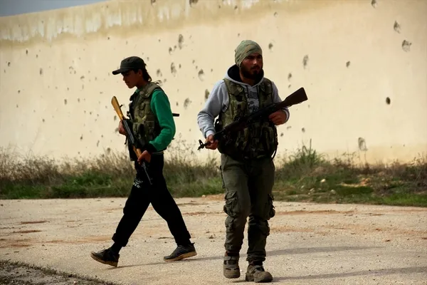 Zeytin Dalı'ndan cesaret aldılar, YPG/PKK'yı köylerinden kovdular-6