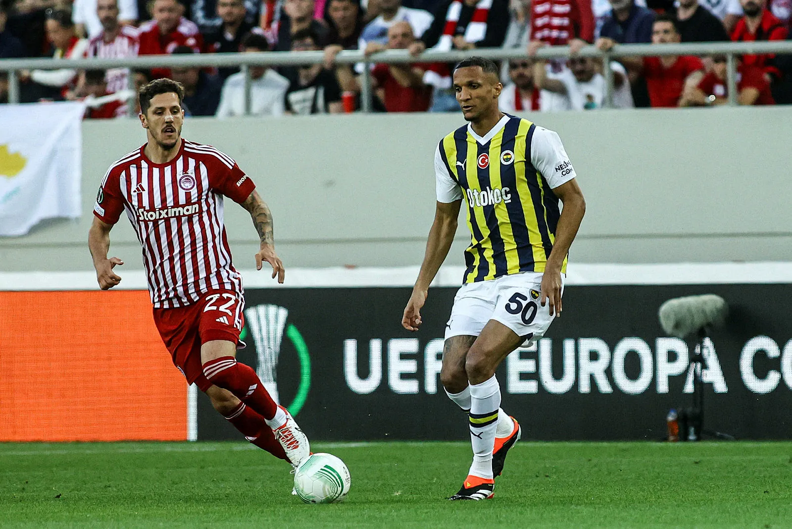 İsmail Kartal'dan stoper kararı! Olympiakos maçı 11'i şekillendi - 12