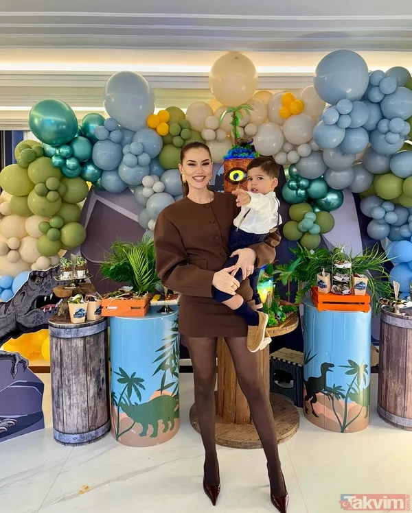 Fahriye Evcen’den çekirdek aile paylaşımı! Oğlunun doğum gününden paylaştı! “Fotoğrafta 3 tane Burak Özçivit var” - 11
