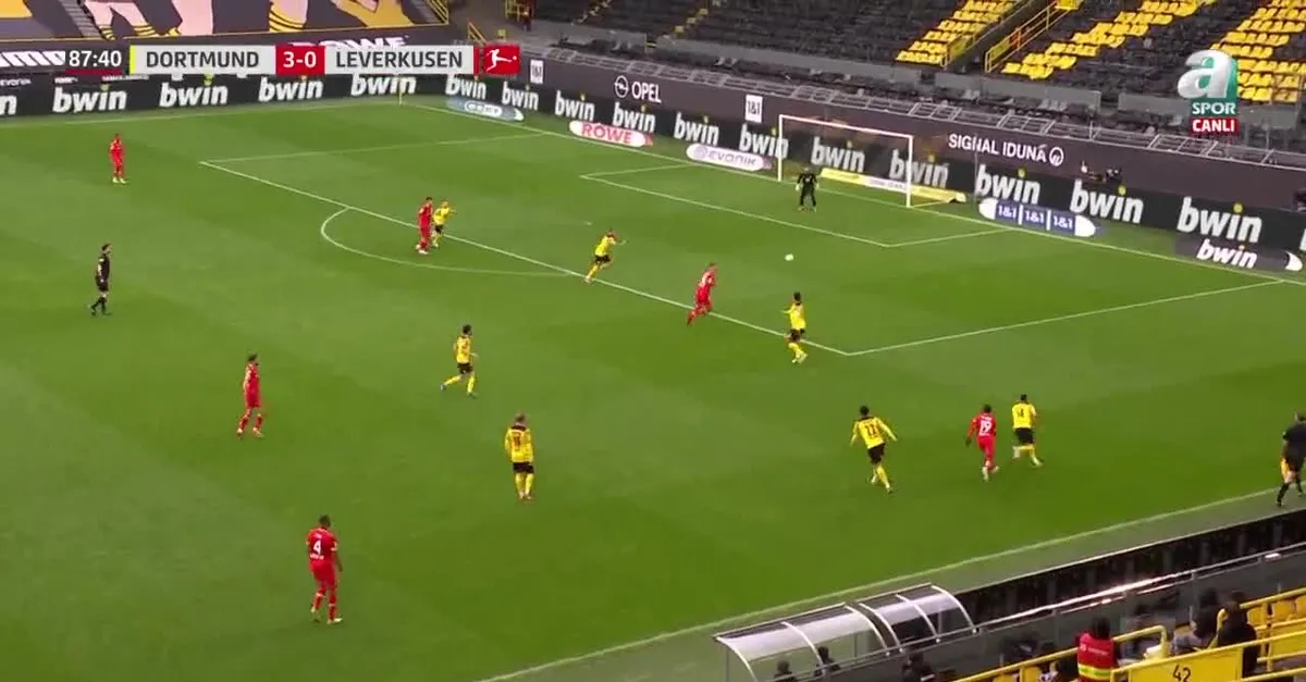 Dortmund 3 - 1 Bayer Leverkusen