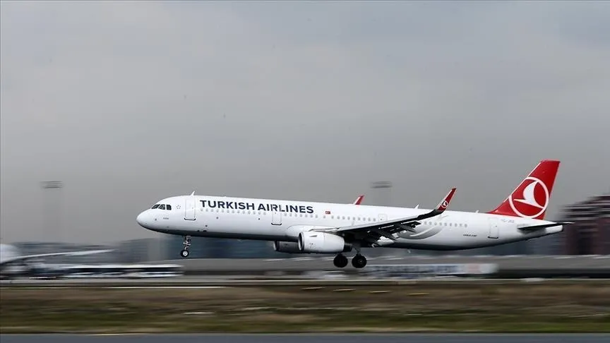 thy-ucaginin-kanadi-antalya-havalimaninda-antene-carpti-1781199776602.jpeg THY uçağının kanadı Antalya Havalimanı'nda antene çarptı: 267 yolcu güvenle tahliye edildi-2