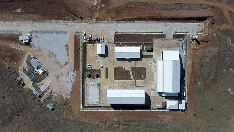 haritasini-berat-albayrak-cikardi-faydasini-turkiye-gorecek-milli-enerjide-toryum-hedefi-nte-rezervlerinin-one-1769928306614.jpeg Haritasını Berat Albayrak çıkardı faydasını Türkiye görecek! Milli enerjide "toryum" hedefi | NTE rezervlerinin önemi-4