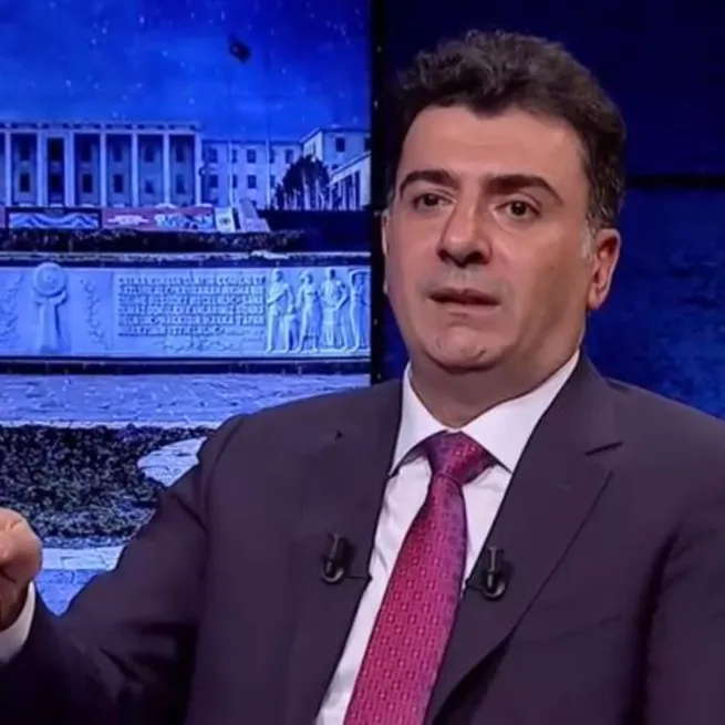 Bay Bay Kemalin A Takımından İmamoğlu ve İYİ Partililere %52 ayarı! Ekremci SÖZCÜden Kılıçdaroğlu %48i fazla kutsuyor çıkışı