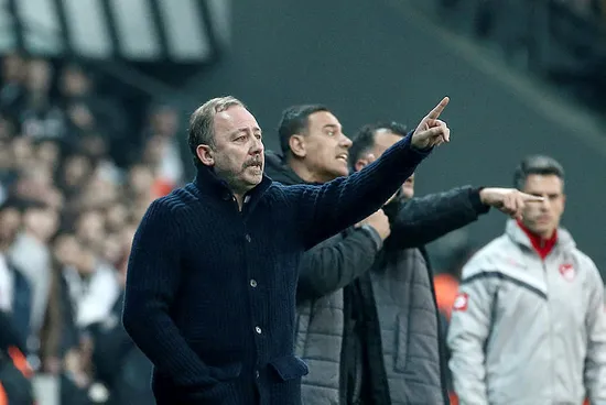 Beşiktaş Teknik Direktörü Abdullah Avcı: Yeni seri için çalışacağız - 2