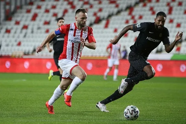 antalyaspor-1-1-yeni-malatyaspor-mac-sonucu-1613413888616.jpeg Antalyaspor 1-1 Yeni Malatyaspor | MAÇ SONUCU-4