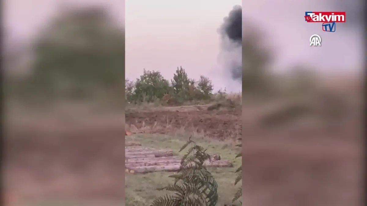 Tarlada el bombası bulundu