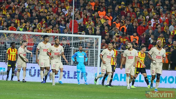 Göztepe maçında Galatasaray kaptanları birbirinin üzerine yürüdü! - 16
