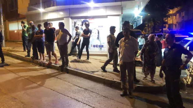 Bursa'da park kavgası! Komşusunu bıçakladı-2