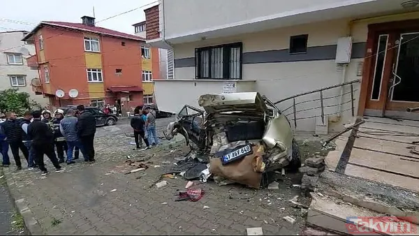 Kocaeli'de facianın eşiğinden dönüldü: Park halindeyken kamyon hareket etti! - 4