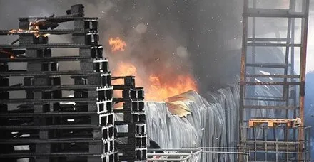 Malatya'da dondurma fabrikasında yangın