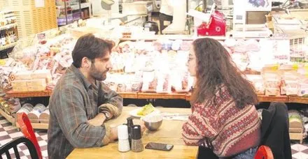 Kaan Urgancıoğlu, sevgilisi Zeynep Oynak'la görüntülendi